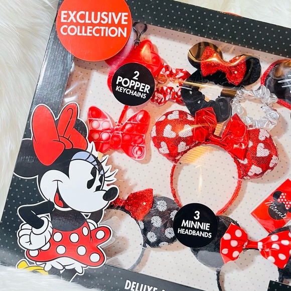 Minnie Accessory Set - Picture 12 of 12